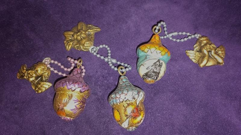 Acorns of Plenty - Wolf - Elizabeth's Boutique
