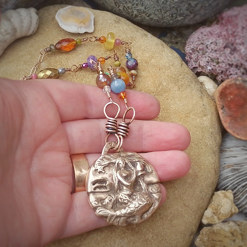AQUARIUS Crystal Zodiac Astrology Pendant Necklace