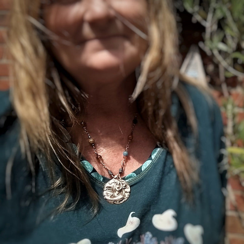AQUARIUS Crystal Zodiac Astrology Pendant Necklace