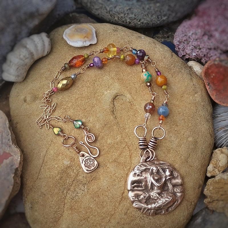 AQUARIUS Crystal Zodiac Astrology Pendant Necklace - Elizabeth's Boutique