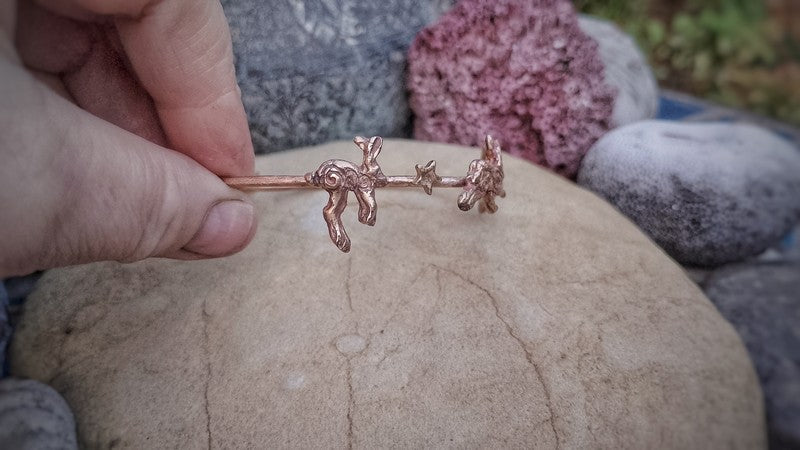 Running Spiral Starlit Hares Bangle
