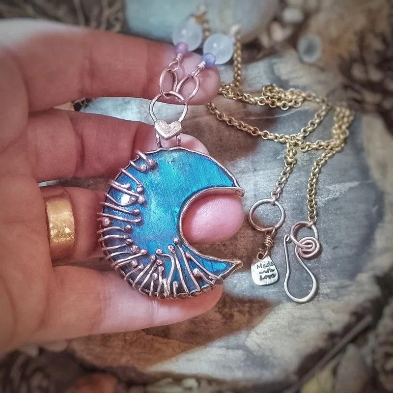 MoonMagic - Elizabeth's Boutique