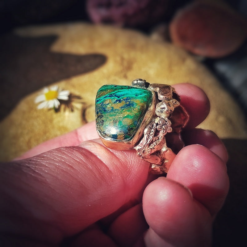 Out in the Fields Rustic Nature Stone of Heaven Bronze Ring