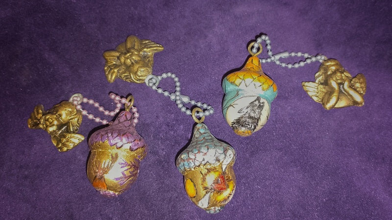 Acorns of Plenty - LoveBee