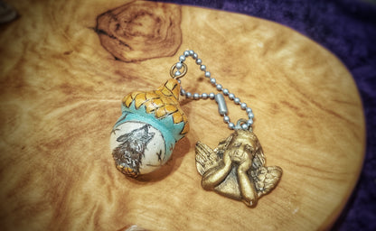 Acorns of Plenty - Wolf