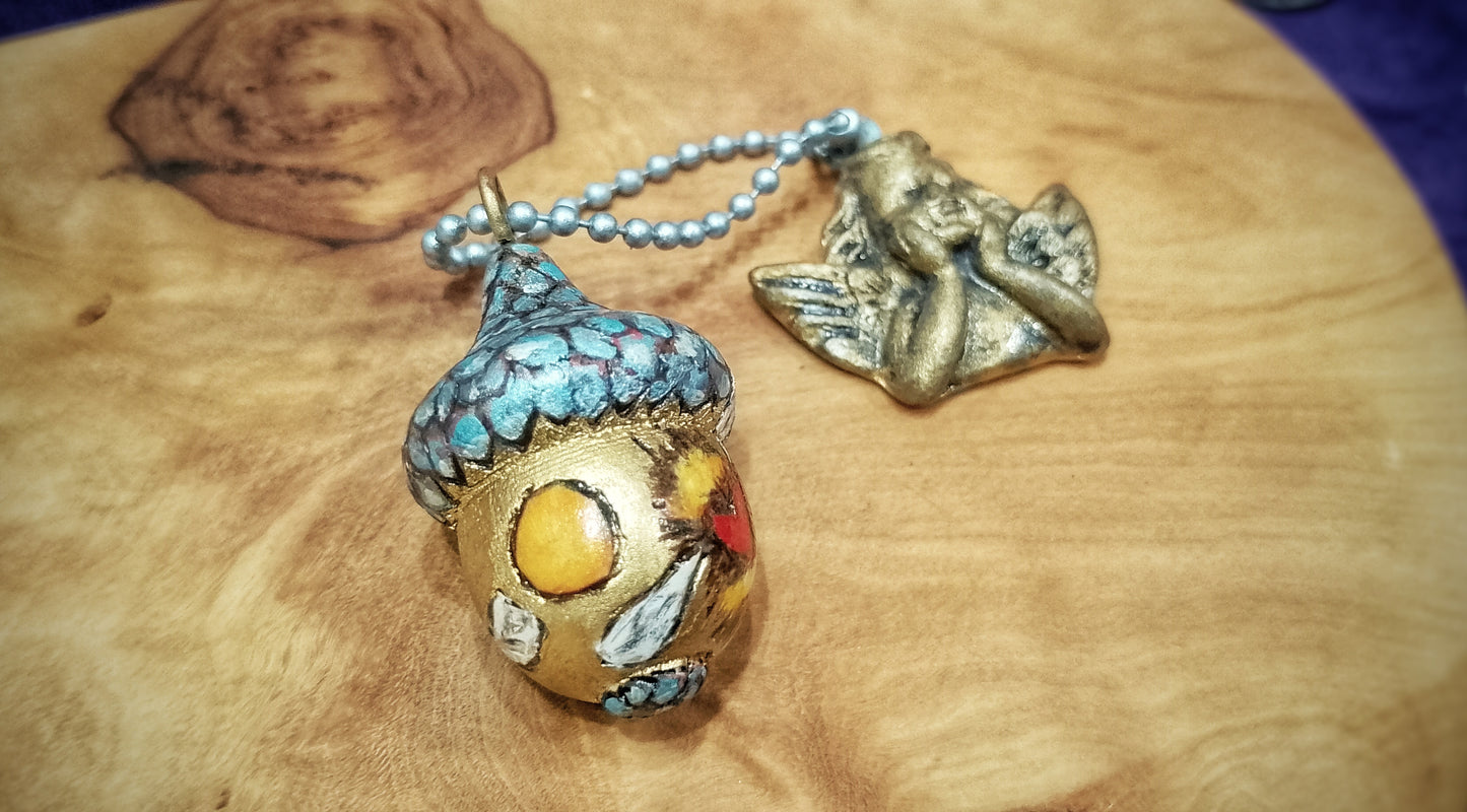 Acorns of Plenty - LoveBee