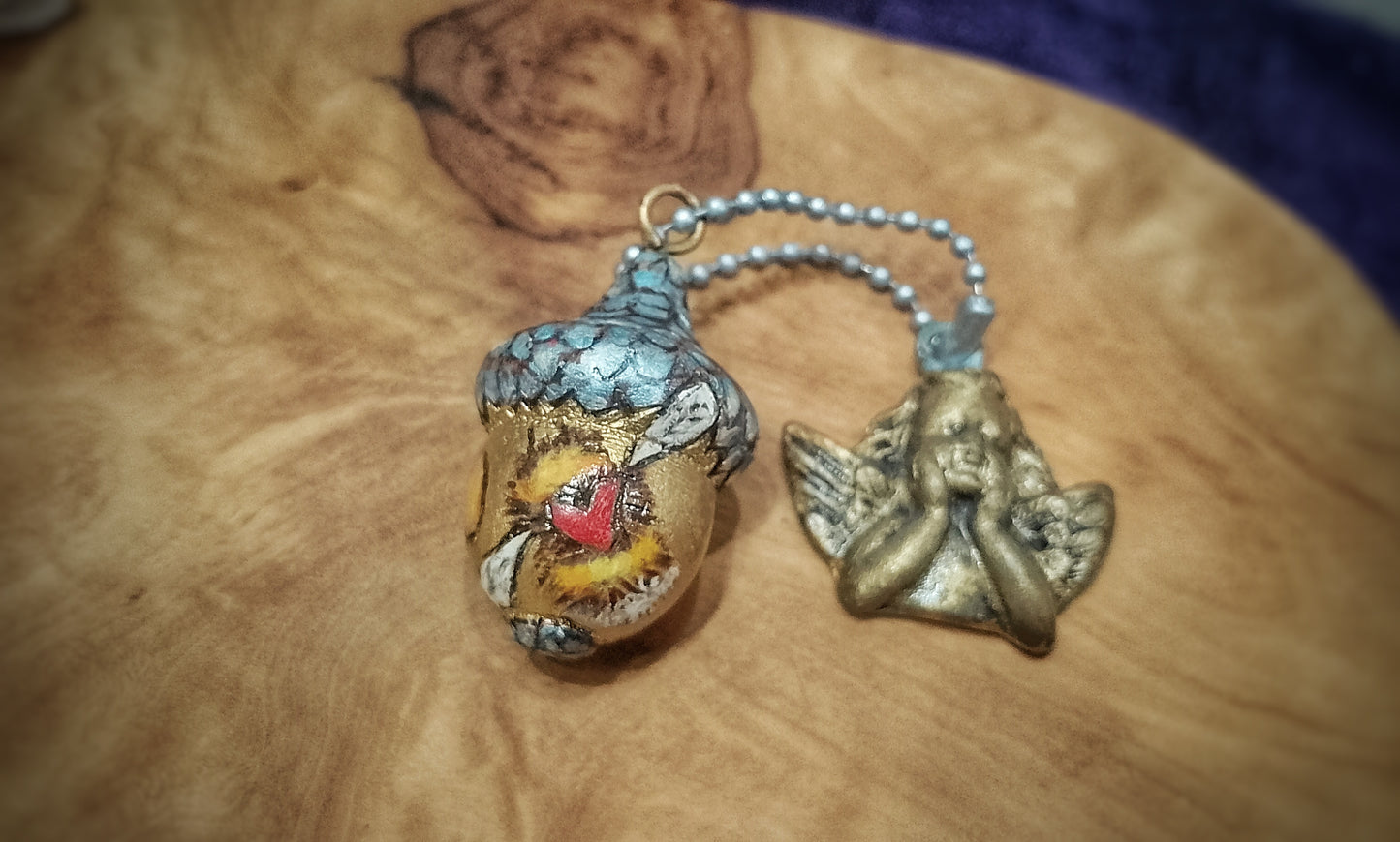 Acorns of Plenty - LoveBee