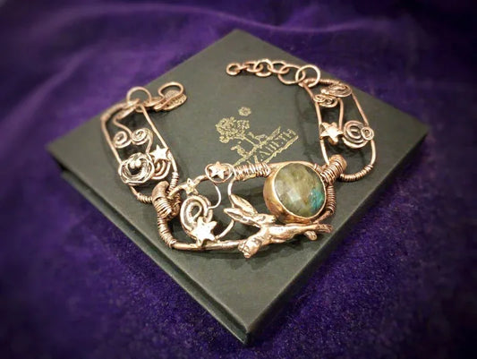 Moon Bathing Bracelet - Elizabeth's Boutique