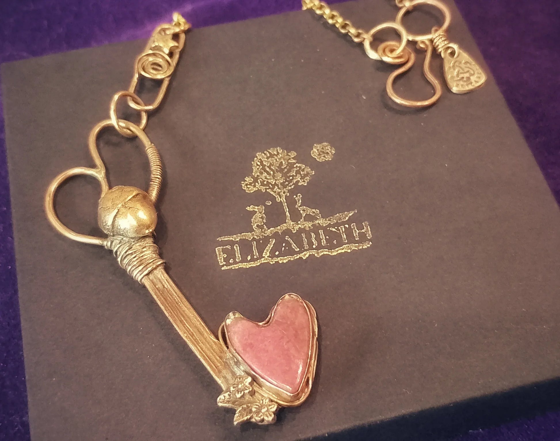 A Gentle Heart Key - Elizabeth's Boutique