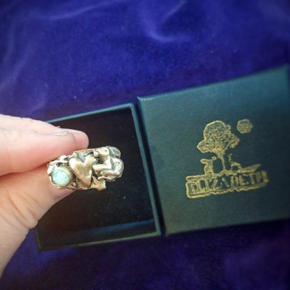 Hare Lovers Ring