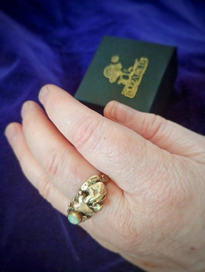 Hare Lovers Ring