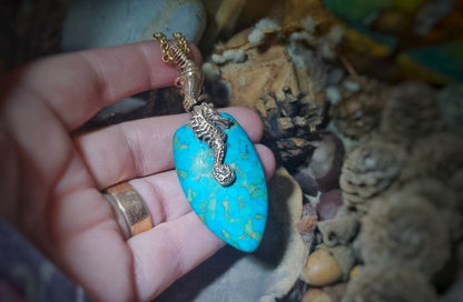 Seahorse Zen Messenger