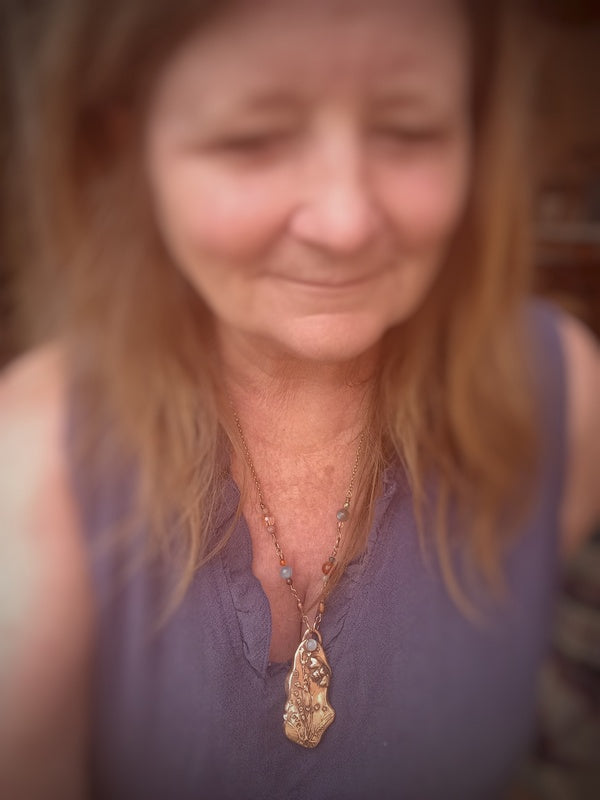Lovebee Moonstone Nature Imprint