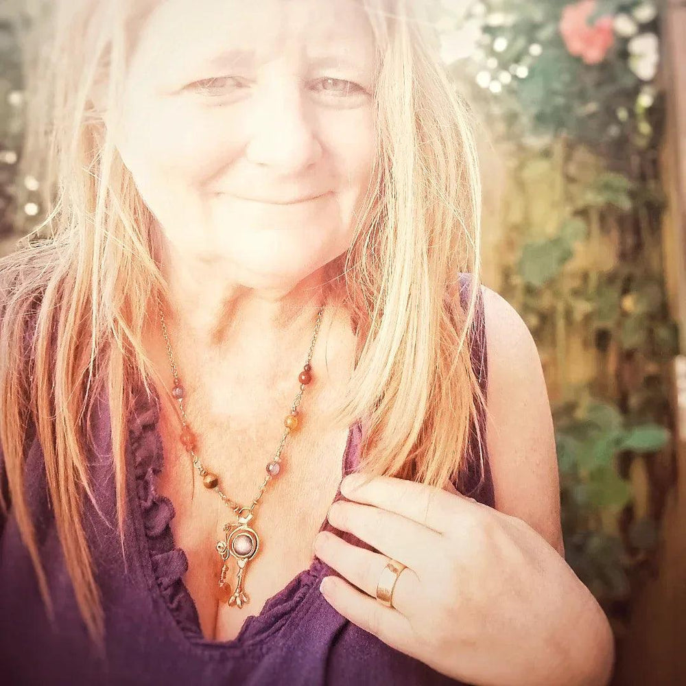 Protector of the Trees - Elizabeth's Boutique